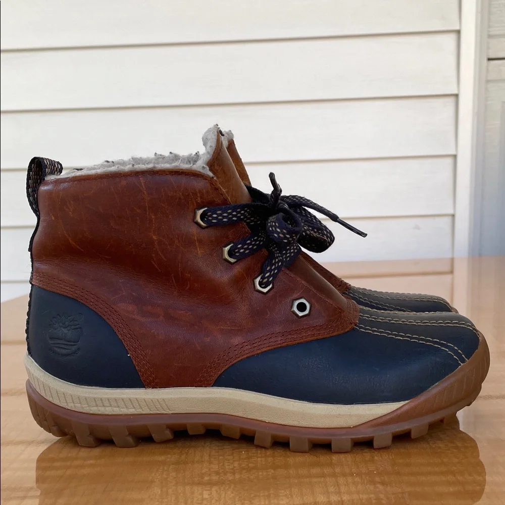 Timberland Mt. Hayes Chukka Lined Waterproof Womens Boots Size 6 - Picture 1 of 9